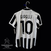 Cargar imagen en el visor de la galería, Juventus Home 2021-22 GIRELLI 10
