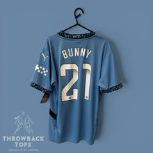 Cargar imagen en el visor de la galería, Manchester City Home 2024-25 BUNNY 21
