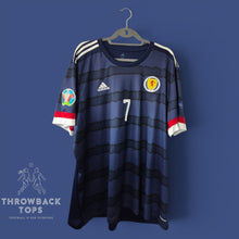 Lade das Bild in den Galerie-Viewer, Scotland Home 2020-21 MCGINN 7
