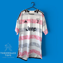 Lade das Bild in den Galerie-Viewer, Juventus Away 2023-24 VLAHOVIC 9
