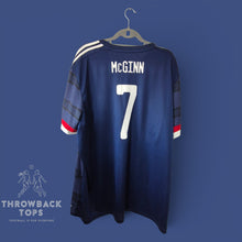 Lade das Bild in den Galerie-Viewer, Scotland Home 2020-21 MCGINN 7
