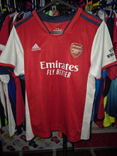 Load image into Gallery viewer, LIMITED RELEASE - ARSENAL WOMEN’S PLAYER BOX
