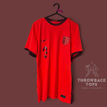 Cargar imagen en el visor de la galería, England Away 2021-22 DALY 3
