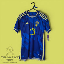 Lade das Bild in den Galerie-Viewer, Sweden Away 2023-24 ILESTEDT 13
