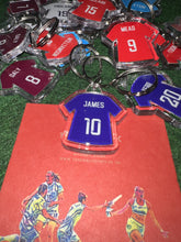 Carregar imagem no visualizador da galeria, Women&#39;s Legends Player Keyrings
